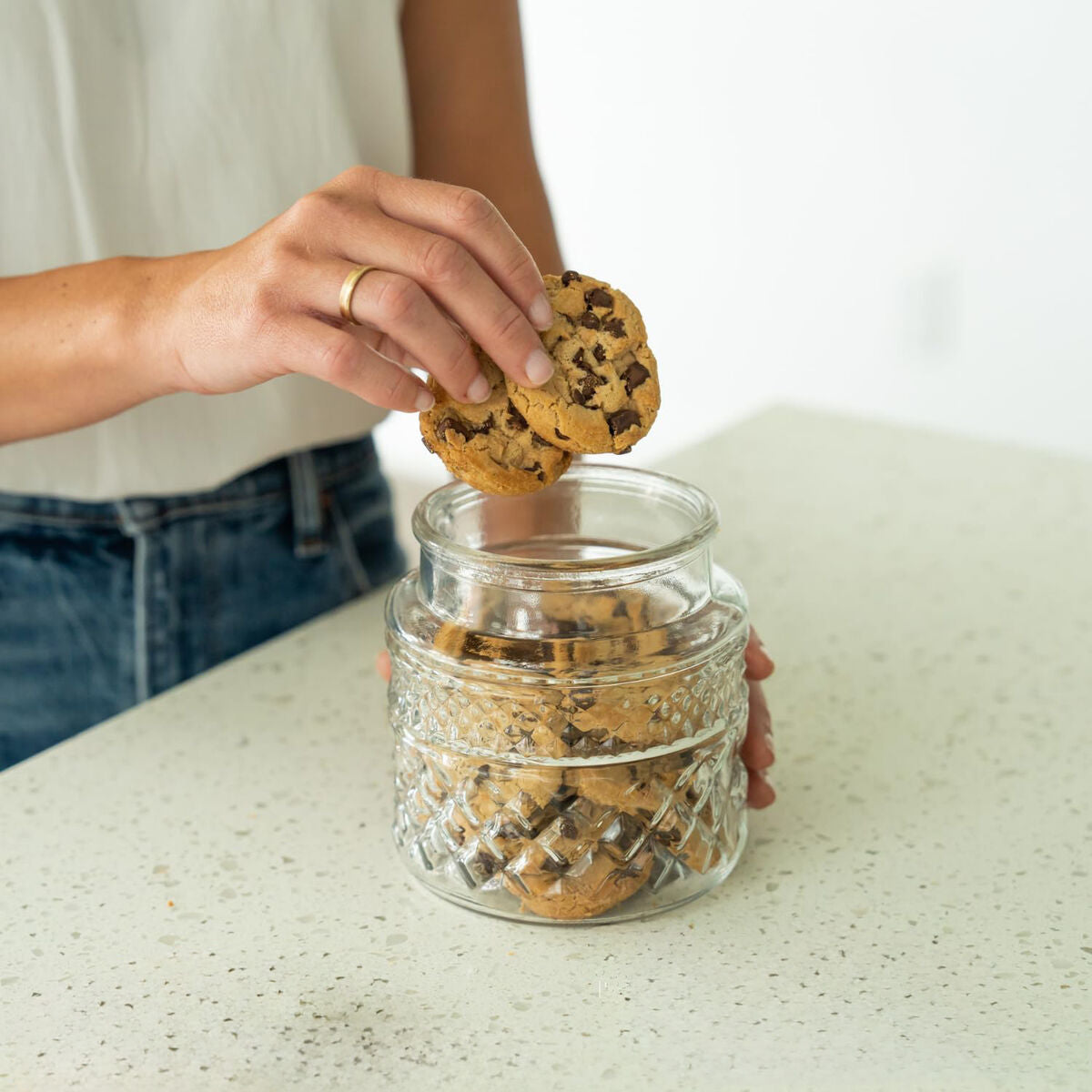 V4H8D0A201747D63063806F4F2889CF1D48R5665819P7