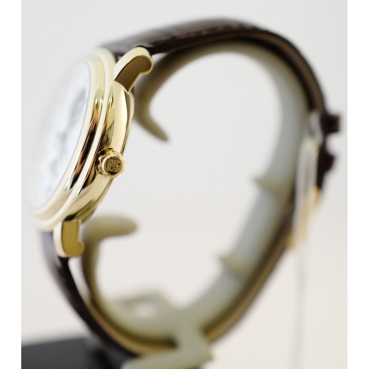 V2HF5021C2A585DEF614589597944E8FDA1R7405170P3