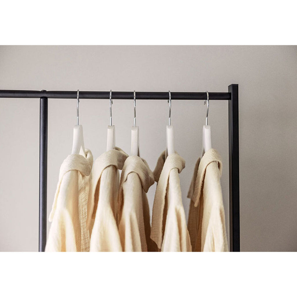 V5HE808D2783E0D71579145D406F0A1F6F5R4483685P8