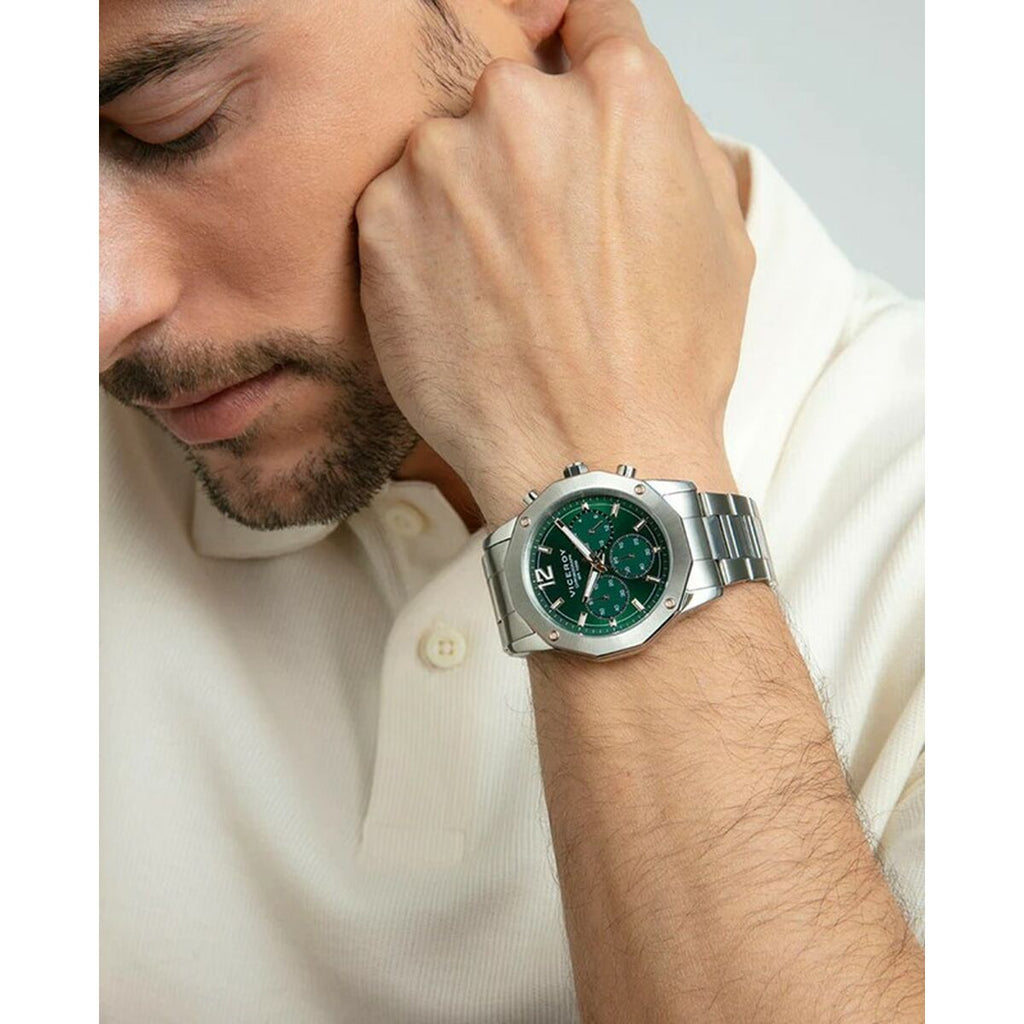 V2HF7AE48B94D0FBEAAA68416D3386053CDR6733042P3